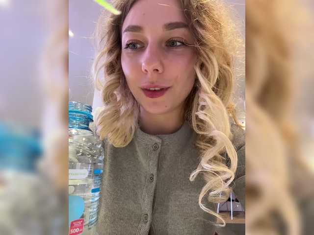 Janchi-'s BongaCams show and profile