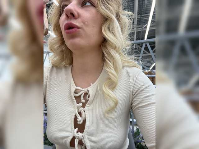 Janchi-'s BongaCams show and profile