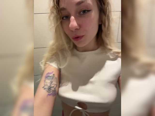 Janchi-'s BongaCams show and profile