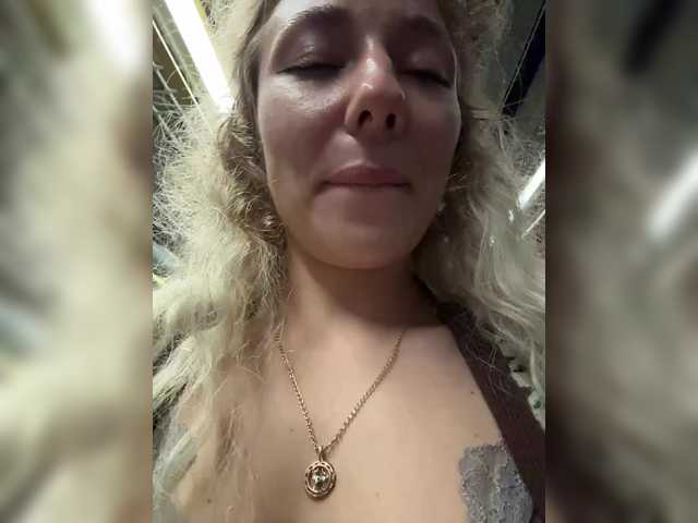 Janchi- live cam on BongaCams