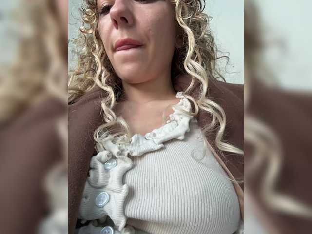 Janchi- live cam on BongaCams