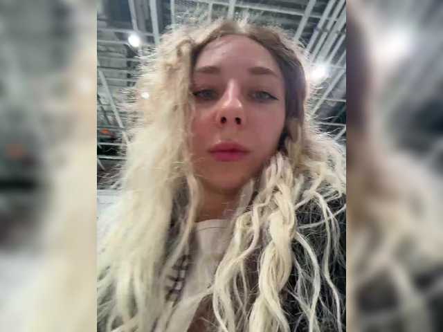 Janchi-'s BongaCams show and profile