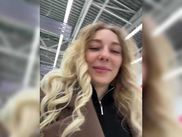 Janchi-'s BongaCams show and profile