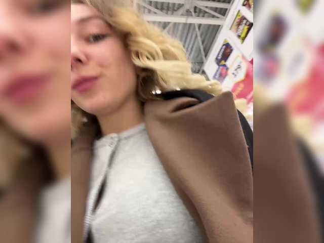 Janchi-'s BongaCams show and profile