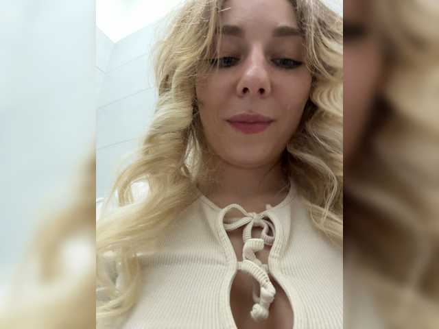 Janchi-'s BongaCams show and profile