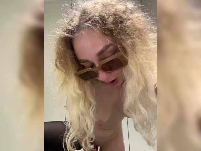 Janchi- live cam on BongaCams
