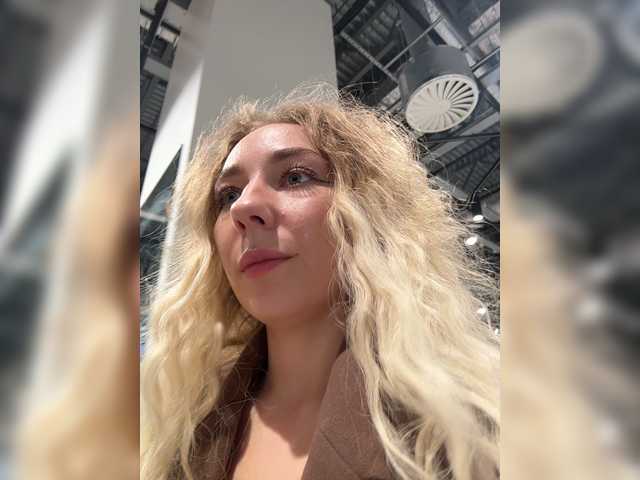 Sex chat gratuit in direct cu Janchi- pe BongaCams