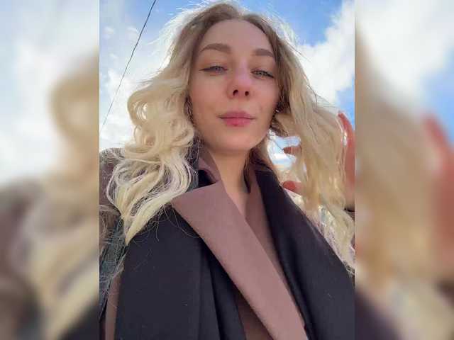 Janchi-'s BongaCams show and profile