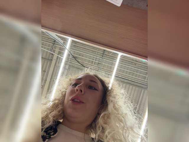 Janchi- live cam on BongaCams