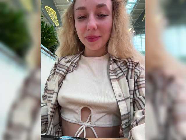 Janchi-'s BongaCams show and profile