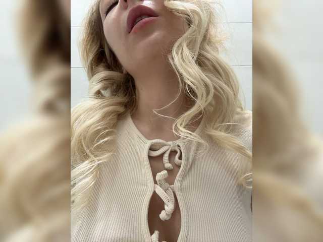 Janchi-'s BongaCams show and profile