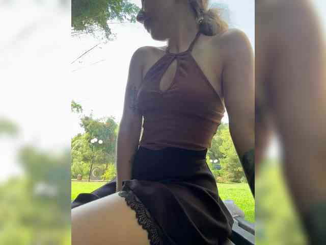 JJane- webcam