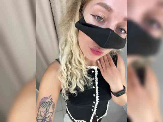 JJane- webcam