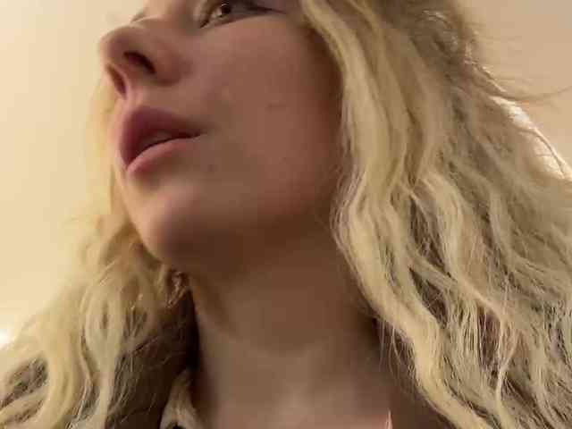 JJane- webcam