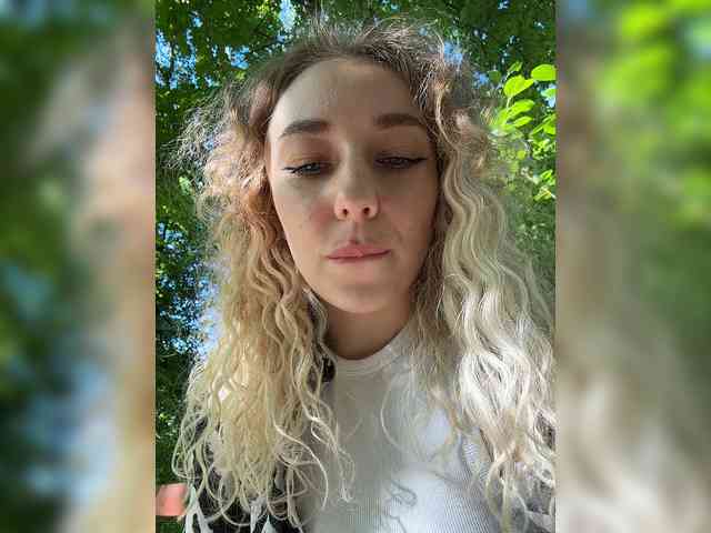 JJane- webcam