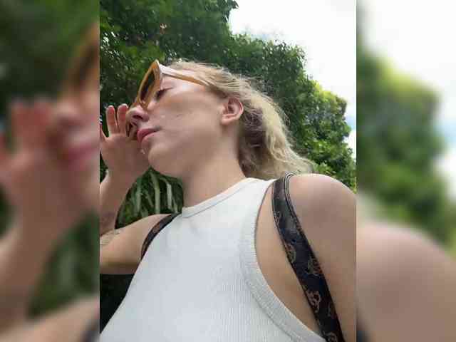 Janchi- Sex Cam Show