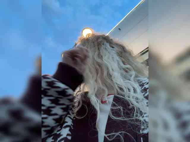 JJane- webcam