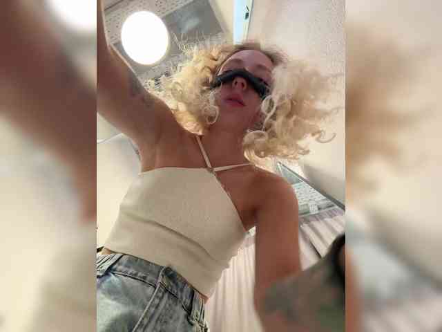 JJane- webcam