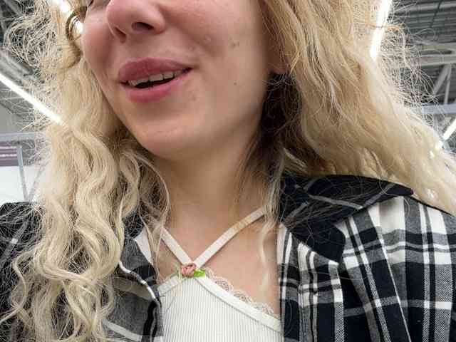 JJane- webcam