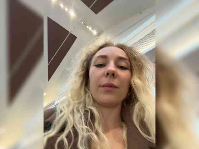 JJane- webcam