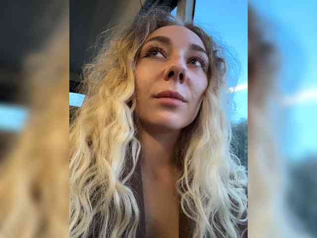 JJane- webcam
