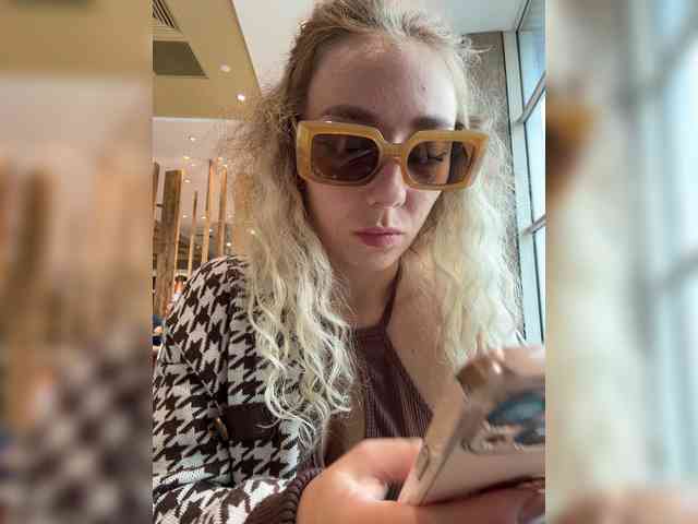 JJane- webcam
