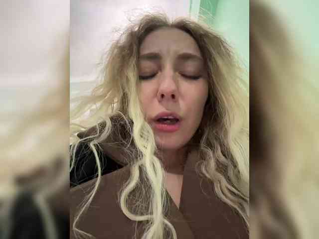 JJane- webcam