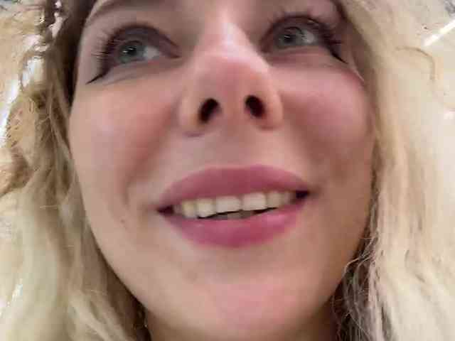 JJane- webcam