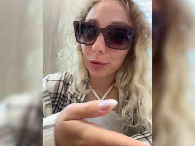 JJane- webcam