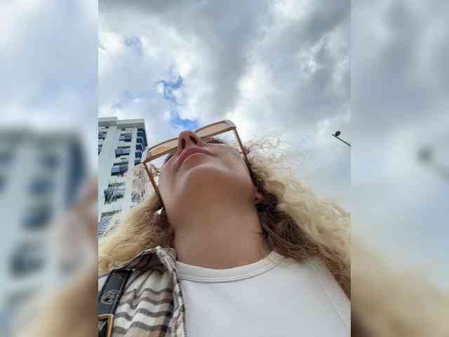 JJane- webcam