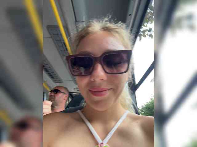 JJane- webcam
