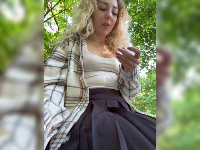 JJane- webcam