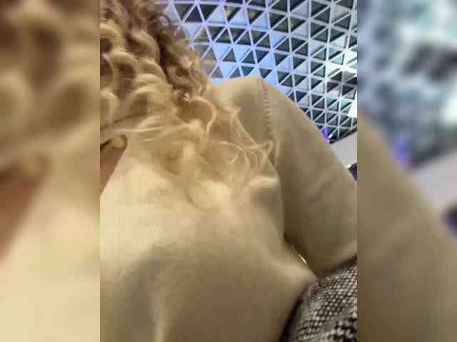 JJane- webcam