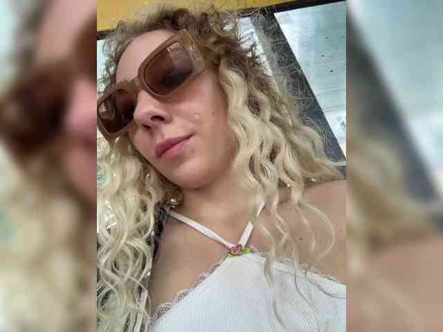 JJane- webcam