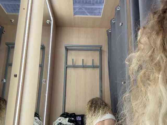 JJane- webcam