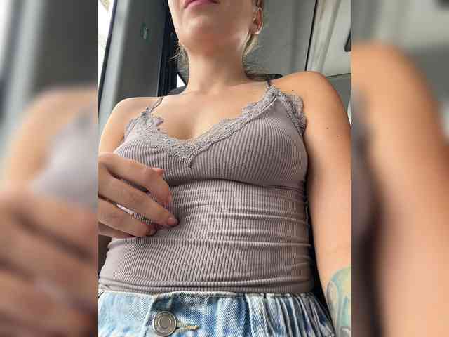 JJane- webcam