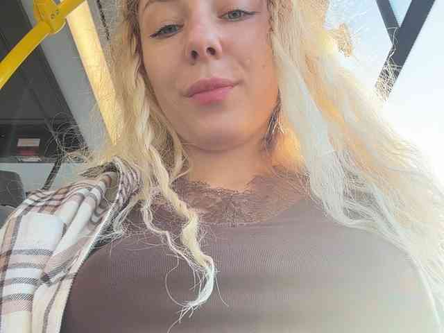JJane- webcam