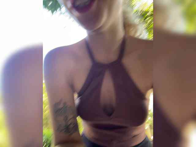 JJane- webcam