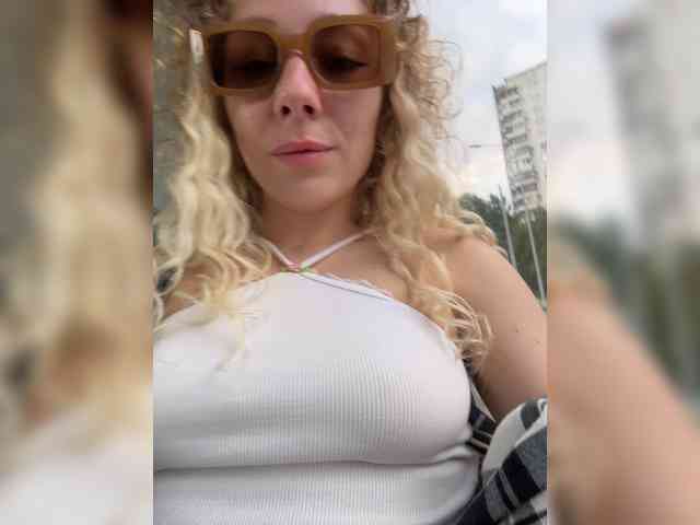 JJane- webcam