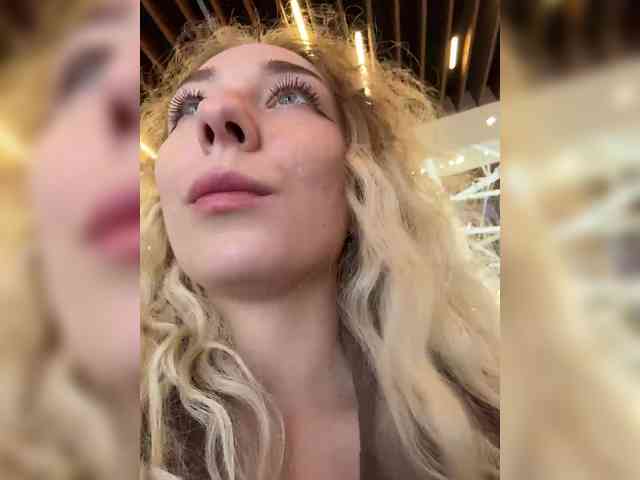 JJane- webcam