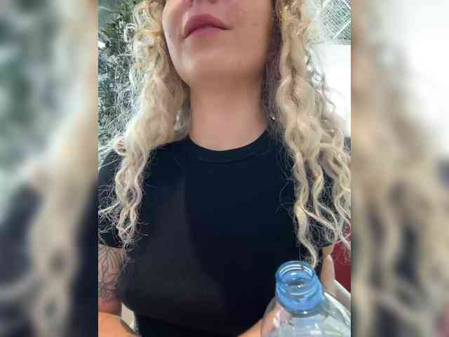 JJane- webcam