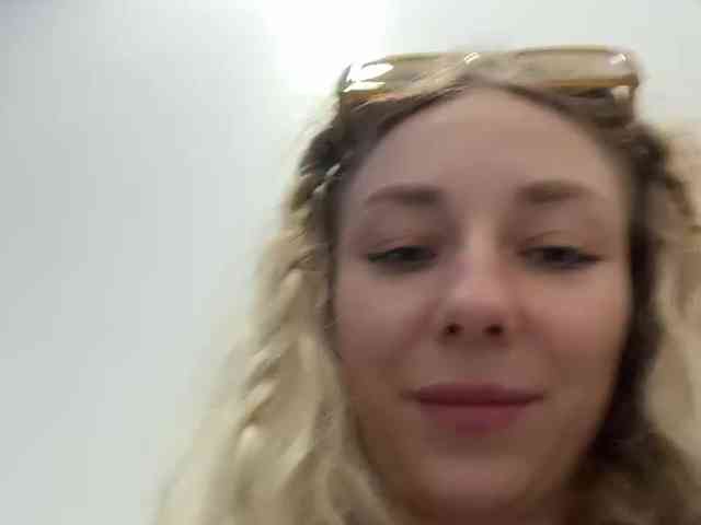 JJane- webcam
