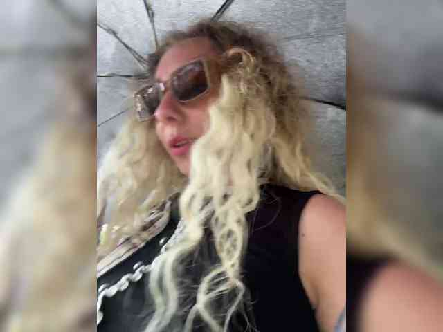 JJane- webcam