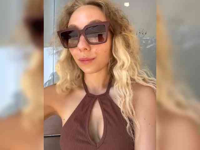 JJane- webcam