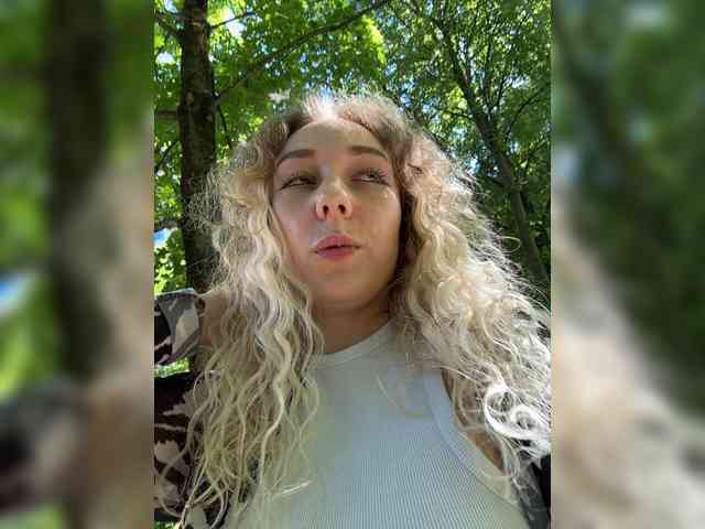 JJane- webcam