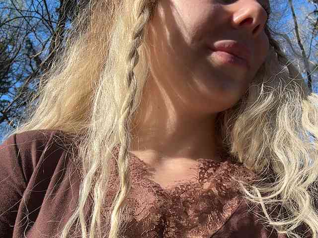 JJane- webcam
