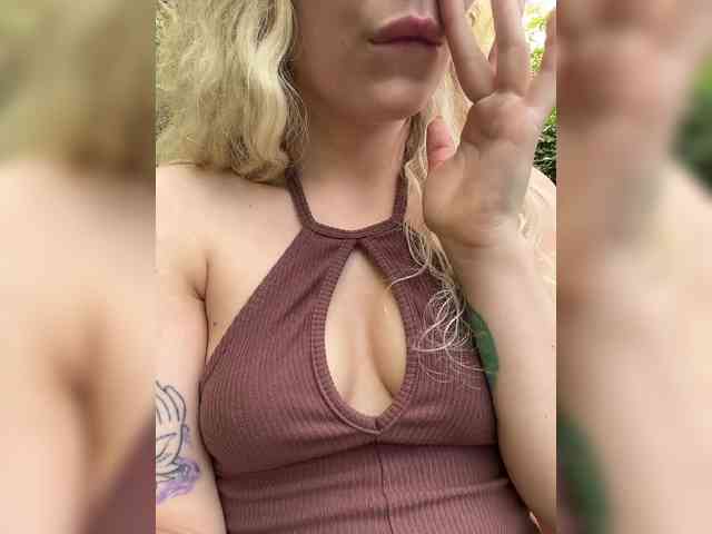 JJane- webcam