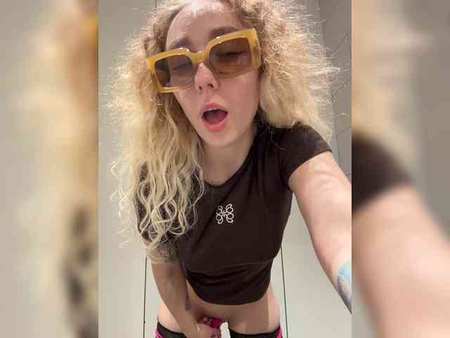 JJane- webcam