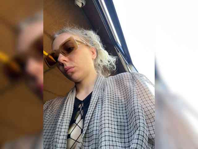 JJane- webcam