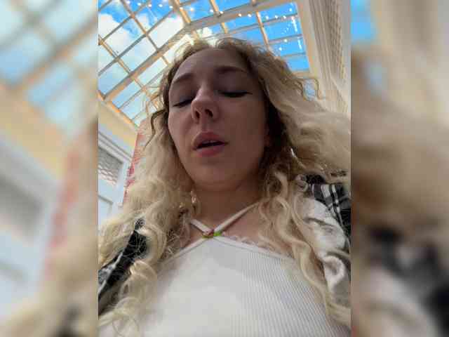 JJane- webcam